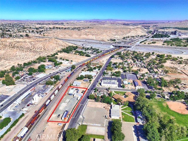 16621 E Street, Victorville, California 92395, ,Commercial Sale,For Sale,16621 E Street,CRSR23230552