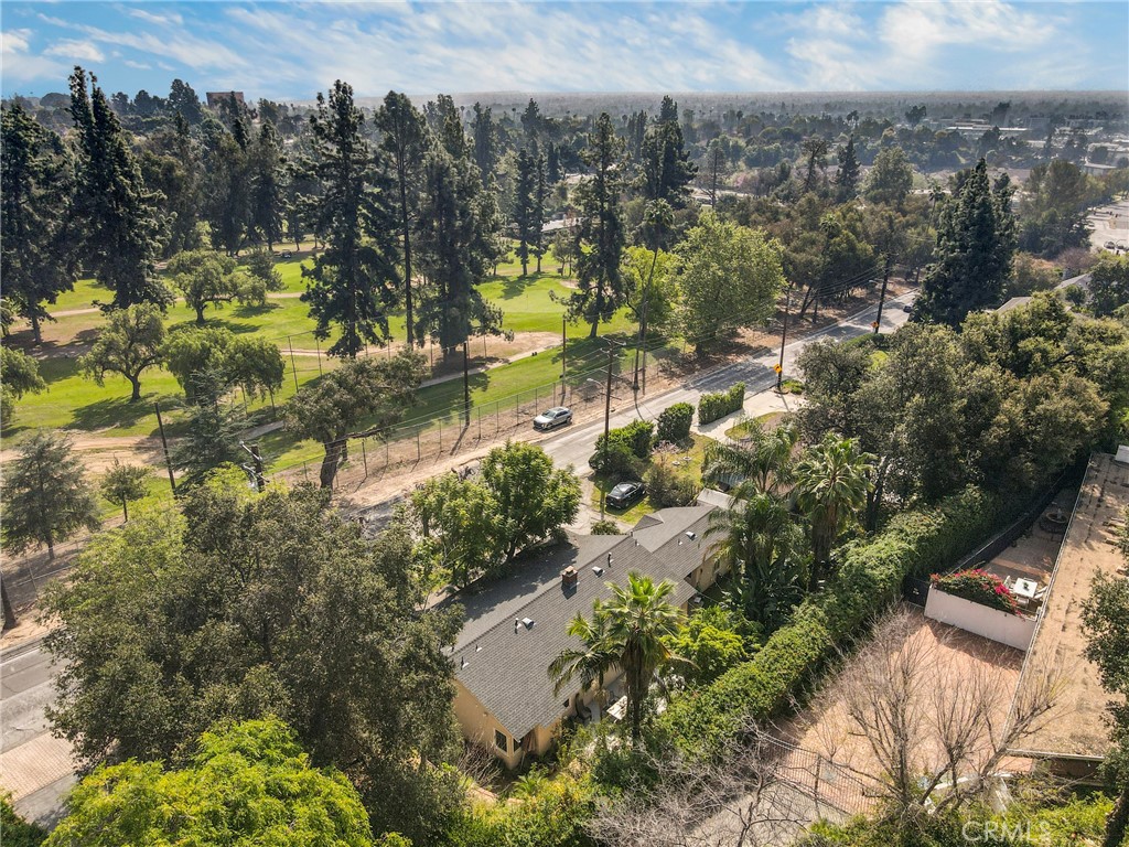https://media.crmls.org/medias/3a426741-0229-44f5-b6c0-59ceab166a49.jpg?preset=X-Large