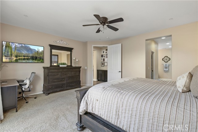 Detail Gallery Image 24 of 43 For 24903 Shadow Ridge Ct, Valencia,  CA 91354 - 4 Beds | 3/1 Baths