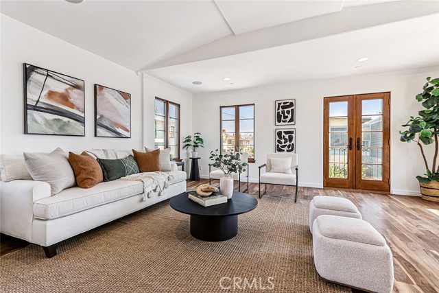 Detail Gallery Image 33 of 36 For 3101 Alma Ave, Manhattan Beach,  CA 90266 - 3 Beds | 3/1 Baths
