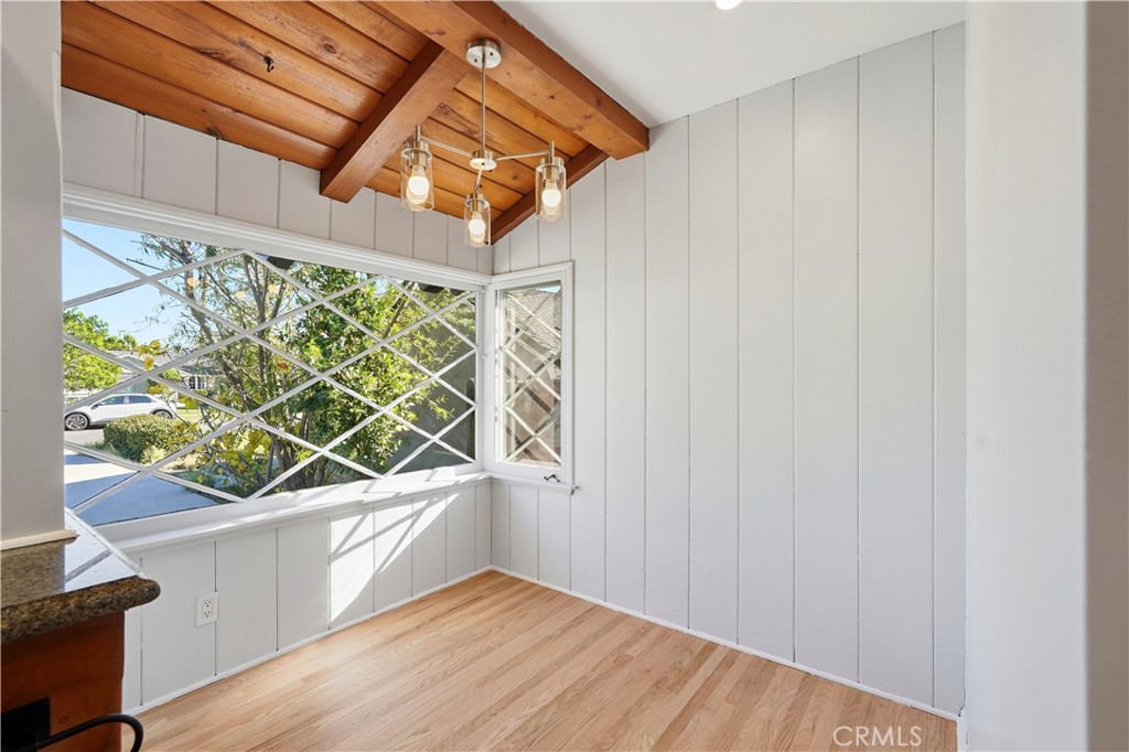 MLS #SR25274493 image #9