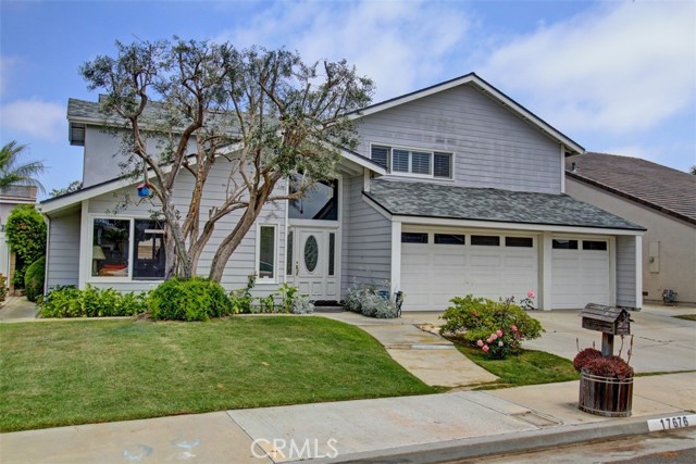 17676 Gainsford Ln, Huntington Beach, CA 92649