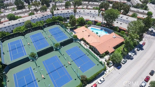 Detail Gallery Image 30 of 31 For 7727 via Capri, Burbank,  CA 91504 - 3 Beds | 3 Baths