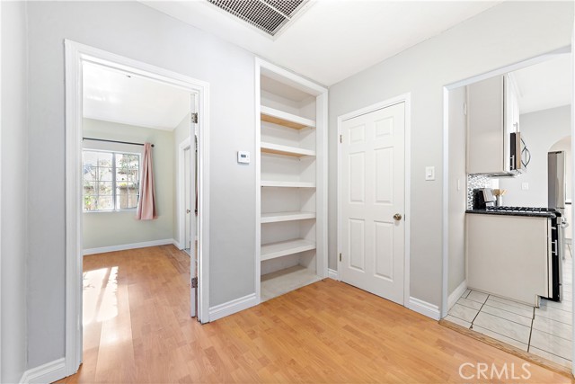 Detail Gallery Image 27 of 32 For 912 N Howard, Glendale,  CA 91207 - 2 Beds | 1/1 Baths