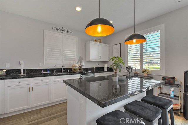 Detail Gallery Image 3 of 50 For 5017 River Ash Way, Fontana,  CA 92336 - 3 Beds | 2/1 Baths