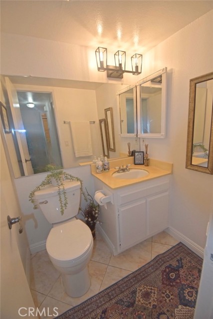 Detail Gallery Image 21 of 41 For 609 S Newhope St #C,  Santa Ana,  CA 92704 - 2 Beds | 1/1 Baths