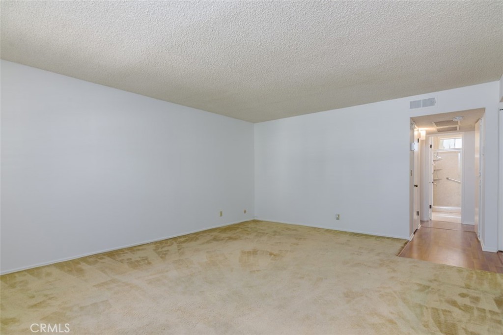 MLS #SR26173439 image #9
