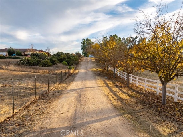 Detail Gallery Image 9 of 59 For 6935 Chardonnay Rd, Paso Robles,  CA 93446 - 4 Beds | 3 Baths