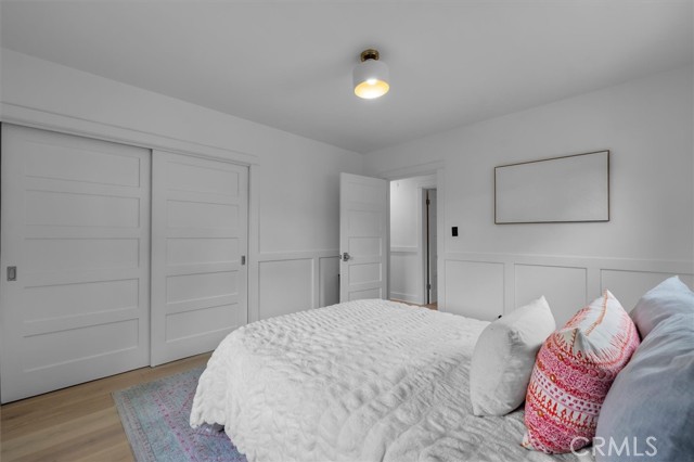 1012 10th Street, Manhattan Beach CA: https://media.crmls.org/medias/3a48df45-f7cb-45ff-b5b1-660d2a23c2d1.jpg