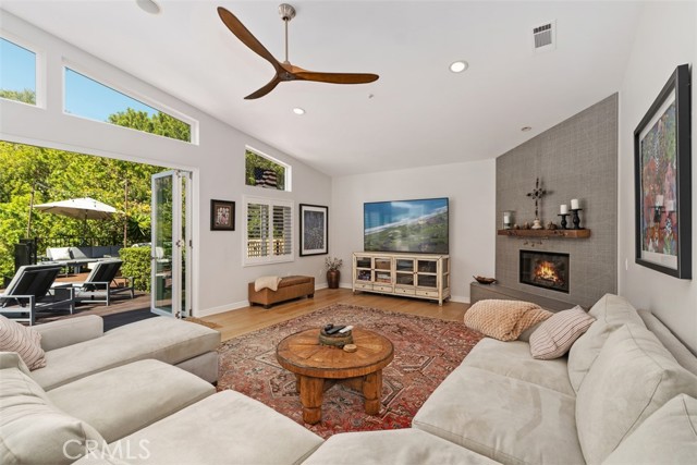 2308 S Ola Vista, San Clemente CA: https://media.crmls.org/medias/3a492cc2-0e5a-4d47-affb-59380f1bbae2.jpg