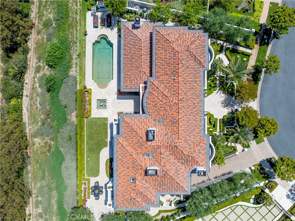 https://media.crmls.org/medias/3a49366e-567d-4226-989f-a56411ba8da4.jpg?preset=X-Large