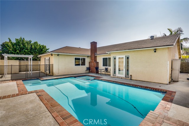 Detail Gallery Image 25 of 33 For 6761 Rook, Huntington Beach,  CA 92647 - 4 Beds | 2 Baths