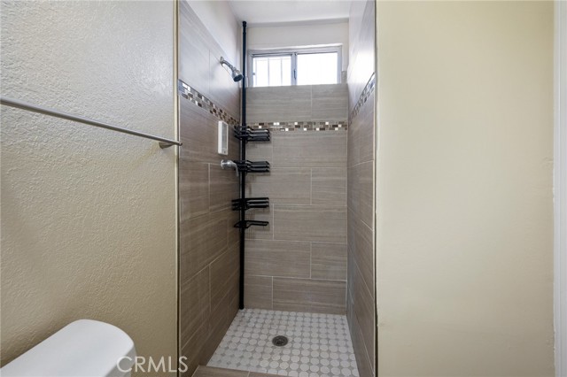 Detail Gallery Image 21 of 26 For 857 E 109th, Los Angeles,  CA 90059 - 4 Beds | 2 Baths