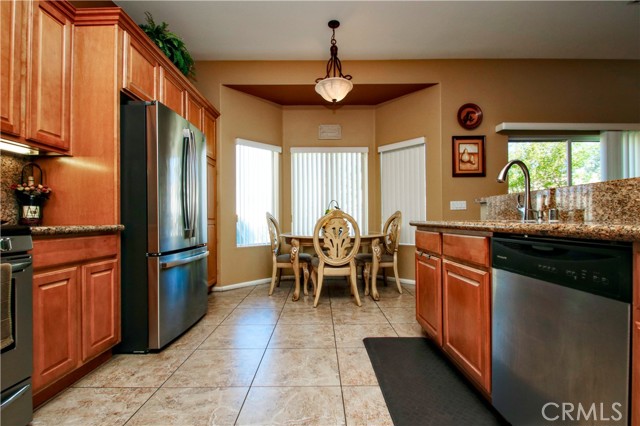 Detail Gallery Image 16 of 52 For 31540 Avenida Del Padre, Cathedral City,  CA 92234 - 4 Beds | 2/1 Baths