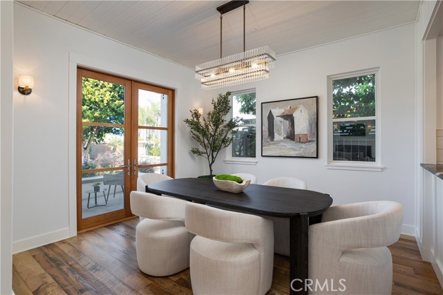 2217 Laurel Place, Newport Beach CA: https://media.crmls.org/medias/3a4b58cd-a279-4983-8acb-ad570a0717b9.jpg