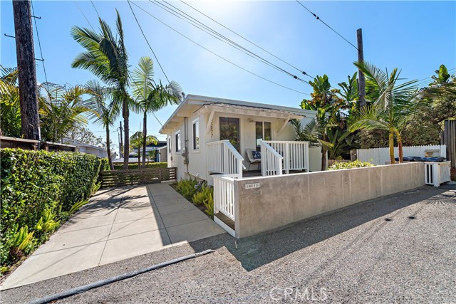 Detail Gallery Image 3 of 20 For 31577 Santa Rosa Dr, Laguna Beach,  CA 92651 - 2 Beds | 2 Baths