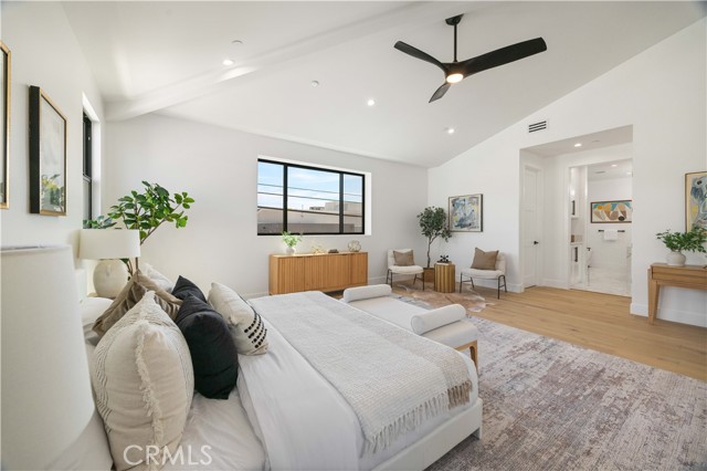 Detail Gallery Image 24 of 34 For 22002 Ocean Ave, Torrance,  CA 90503 - 4 Beds | 4/1 Baths