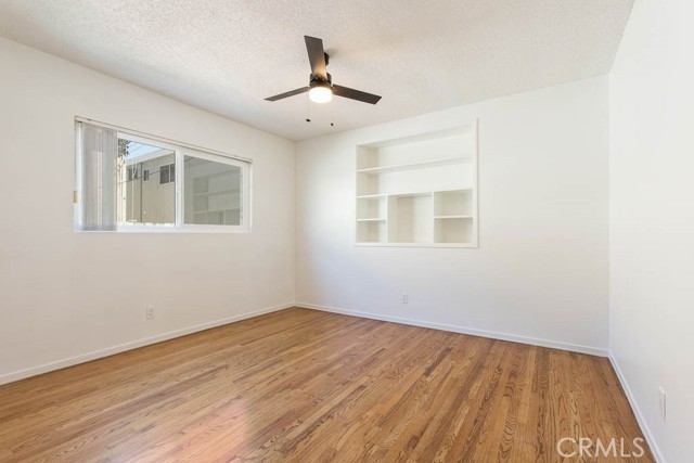 Detail Gallery Image 19 of 19 For 930 N Stanley Ave #4,  West Hollywood,  CA 90046 - 3 Beds | 2 Baths