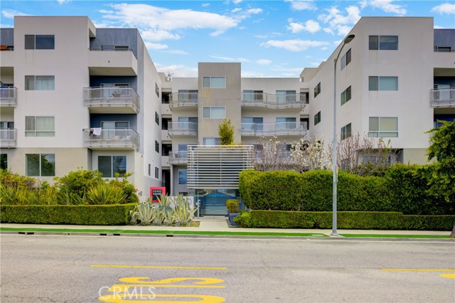 Image 2 for 1700 Sawtelle Blvd #317, Los Angeles, CA 90025