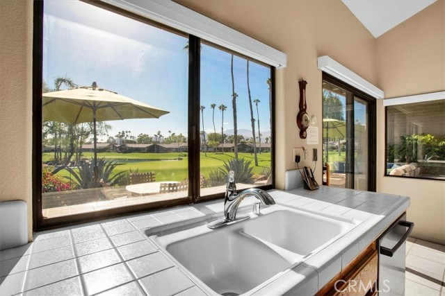 Detail Gallery Image 19 of 54 For 24 Lost River Drive, Palm Desert,  CA 92211 - 2 Beds | 3/1 Baths