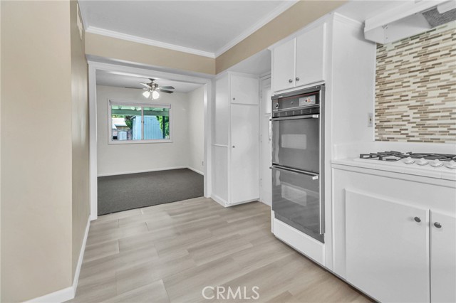 Detail Gallery Image 9 of 43 For 622 Esther Way, Redlands,  CA 92373 - 4 Beds | 2/1 Baths