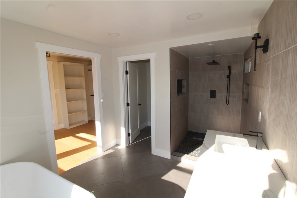 MLS #OC26150019 image #28