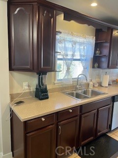 Detail Gallery Image 8 of 23 For 9917 Van Ruiten, Bellflower,  CA 90706 - 3 Beds | 2 Baths