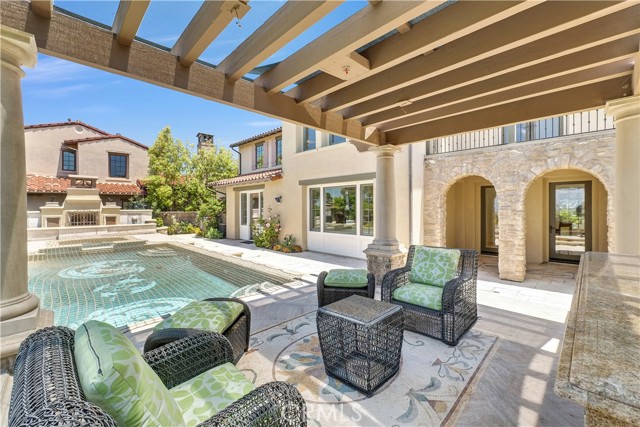 25 Village Way, Irvine CA: https://media.crmls.org/medias/3a506fe5-7934-4fc9-a0a9-c8ff793e2dfb.jpg
