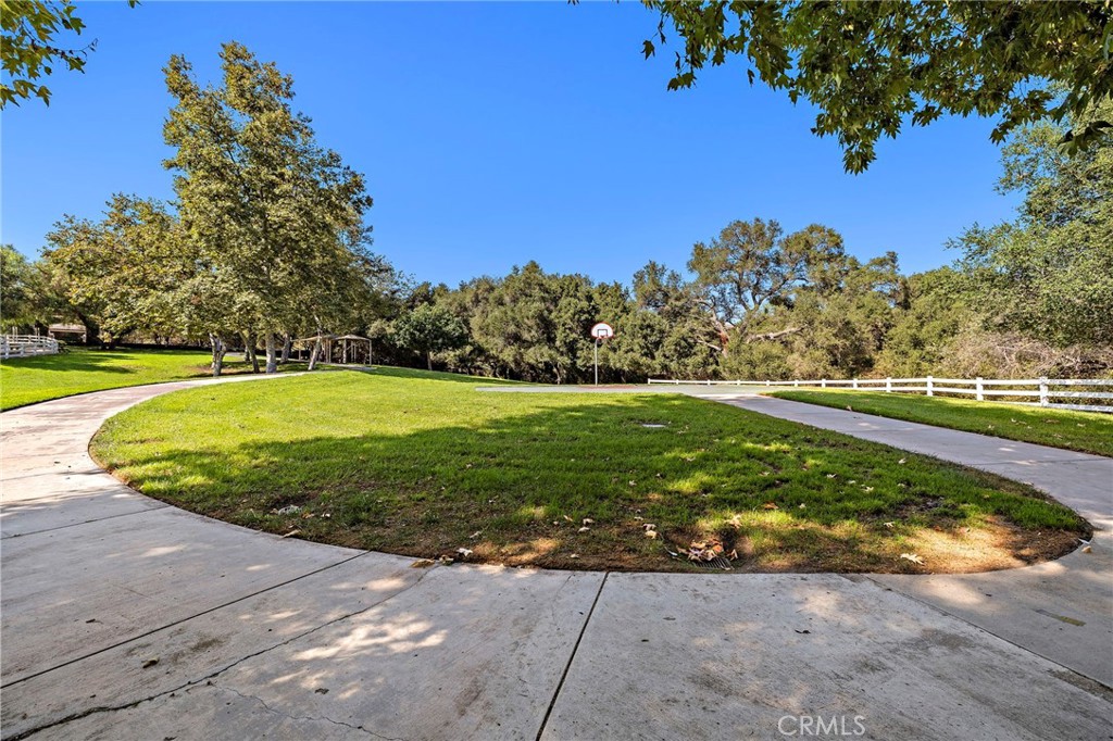 MLS #OC25229351 image #49