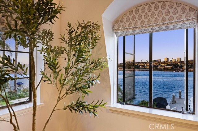 Image 24 of 42 For 2116 Balboa Boulevard