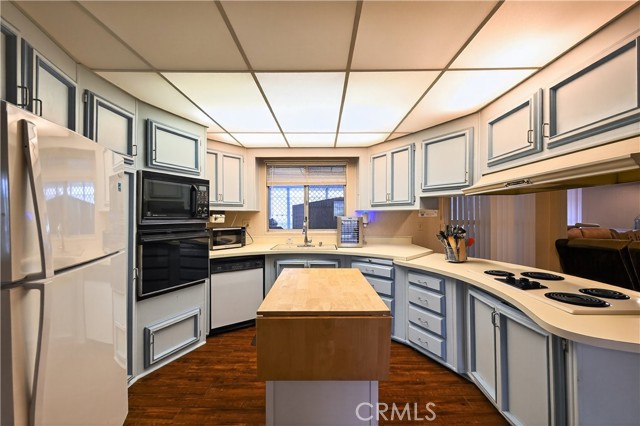 Detail Gallery Image 34 of 42 For 24515 California #42,  Hemet,  CA 92545 - 2 Beds | 2 Baths