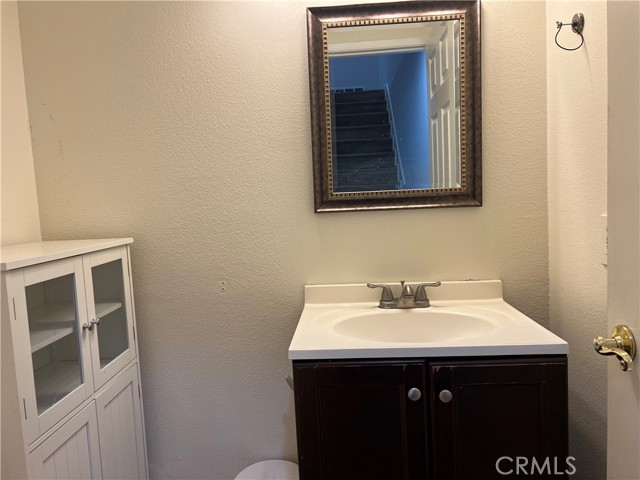 Detail Gallery Image 6 of 10 For 22314 Harbor Ridge #5,  Torrance,  CA 90502 - 3 Beds | 3 Baths