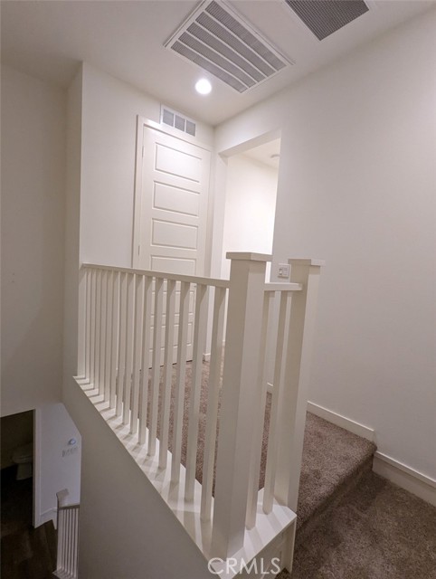 Detail Gallery Image 13 of 30 For 19537 Astor Place, Northridge,  CA 91324 - 2 Beds | 3 Baths