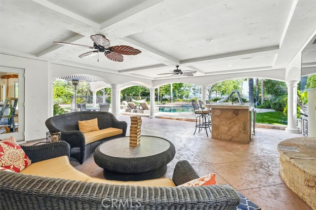 Detail Gallery Image 40 of 75 For 25132 Barnhill Rd, Saugus,  CA 91350 - 6 Beds | 6 Baths
