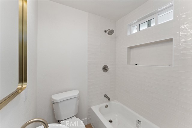 Detail Gallery Image 16 of 36 For 920 W Hollyvale St, Azusa,  CA 91702 - 2 Beds | 2 Baths