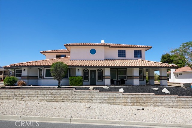 Detail Gallery Image 2 of 53 For 13135 Candleberry Ln, Victorville,  CA 92395 - 3 Beds | 2/1 Baths
