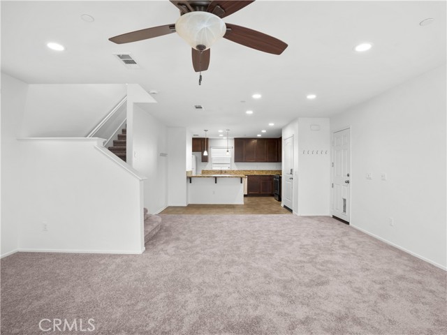 Detail Gallery Image 8 of 36 For 1377 Sunset #B,  Beaumont,  CA 92223 - 3 Beds | 2/1 Baths