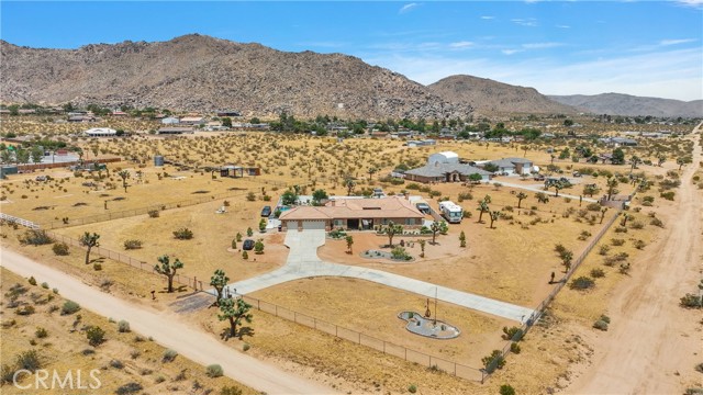 Image 3 for 16323 Shirwaun Rd, Apple Valley, CA 92307