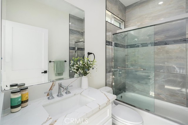 3722 Lomitas Drive, Los Angeles CA: https://media.crmls.org/medias/3a535f2b-abef-45a0-9914-247080903d1f.jpg