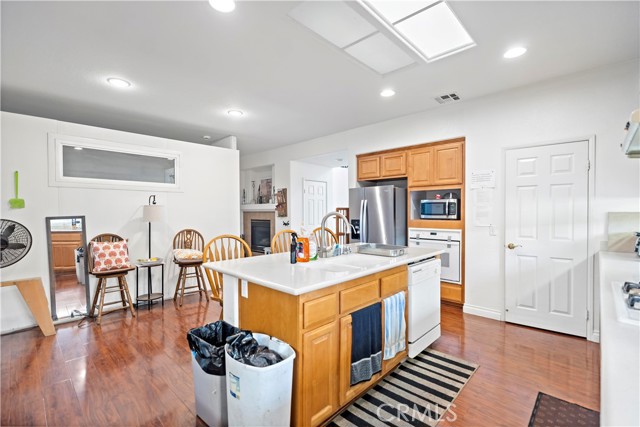 Detail Gallery Image 13 of 46 For 2819 S Euclid, Ontario,  CA 91762 - 5 Beds | 3 Baths