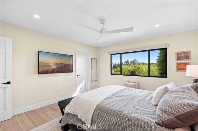 Detail Gallery Image 21 of 36 For 659 Vista Bonita, Newport Beach,  CA 92660 - 2 Beds | 2/1 Baths