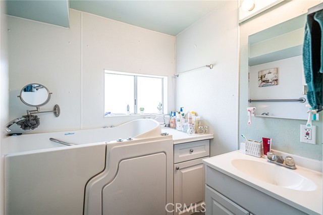2nd bathroom