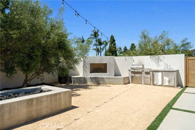 Detail Gallery Image 24 of 28 For 3000 Country Club, Costa Mesa,  CA 92626 - 4 Beds | 4/1 Baths