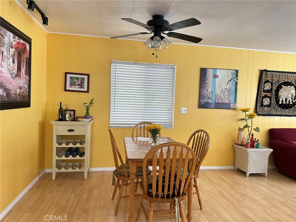 https://media.crmls.org/medias/3a54d0af-099b-4c27-8685-aa07165832e4.jpg?preset=X-Large