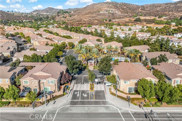 Detail Gallery Image 3 of 35 For 27544 Papillion St #3,  Murrieta,  CA 92562 - 3 Beds | 2/1 Baths