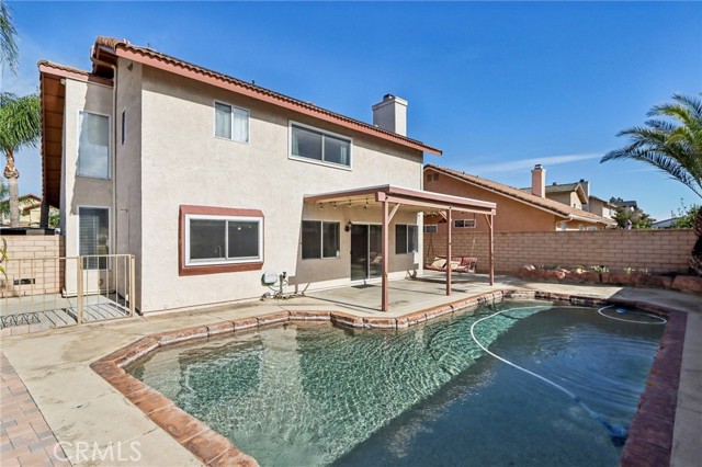 Detail Gallery Image 4 of 66 For 1860 Rockcrest Dr, Corona,  CA 92878 - 4 Beds | 3 Baths