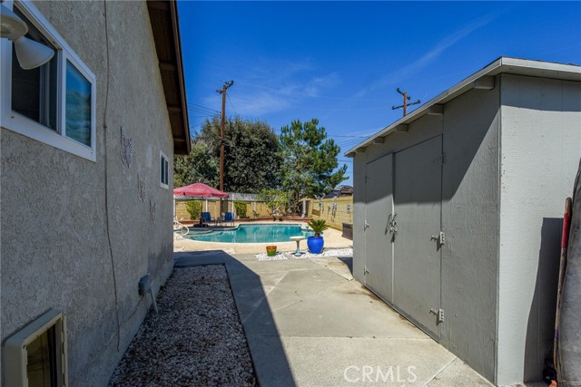 Detail Gallery Image 25 of 34 For 2014 Melba Ct, Corona,  CA 92879 - 4 Beds | 2 Baths