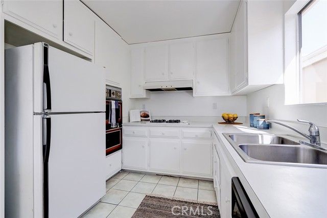 3420 Alma Avenue, Manhattan Beach, California 90266, 3 Bedrooms Bedrooms, ,3 BathroomsBathrooms,Residential,Sold,Alma,SB21207643