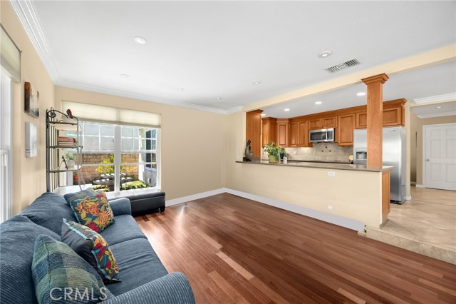 Detail Gallery Image 11 of 31 For 1400 Post Rd, Fullerton,  CA 92833 - 4 Beds | 2/1 Baths