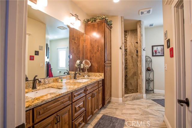 18850 County Road 200, Orland CA: https://media.crmls.org/medias/3a590b16-2956-4fe1-8da4-888437859716.jpg